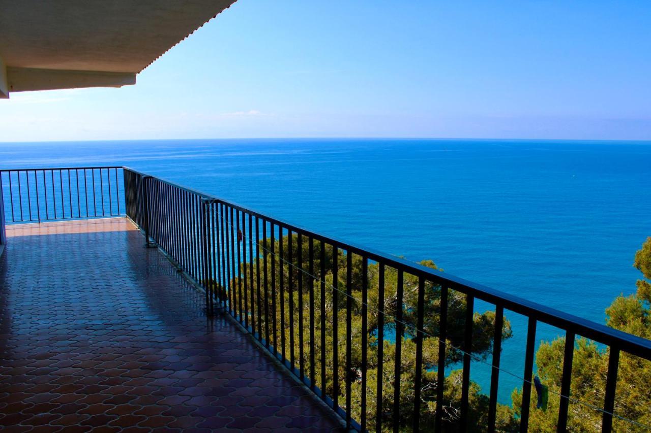 Four-Bedroom Apartment with Sea View,1092745479:JPEG