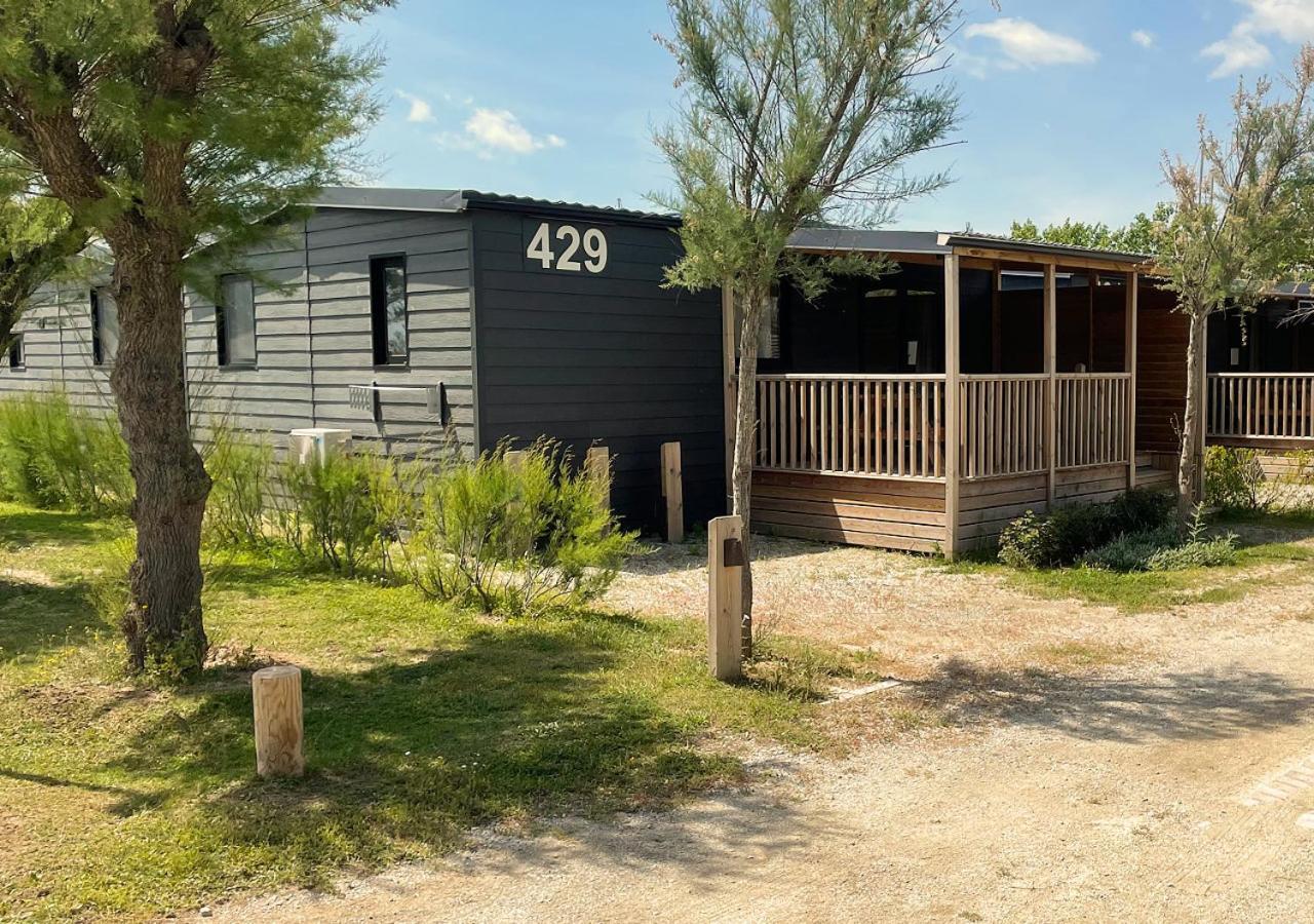Deluxe Bungalow