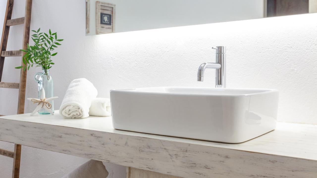 Double or Twin Room Shower