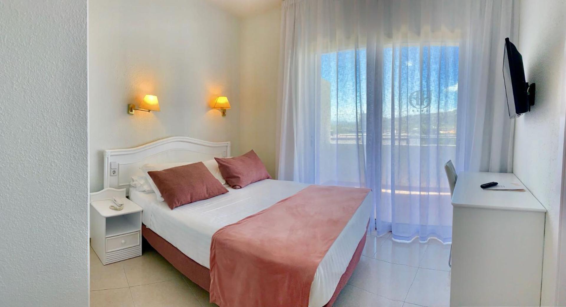 Double Basic Room