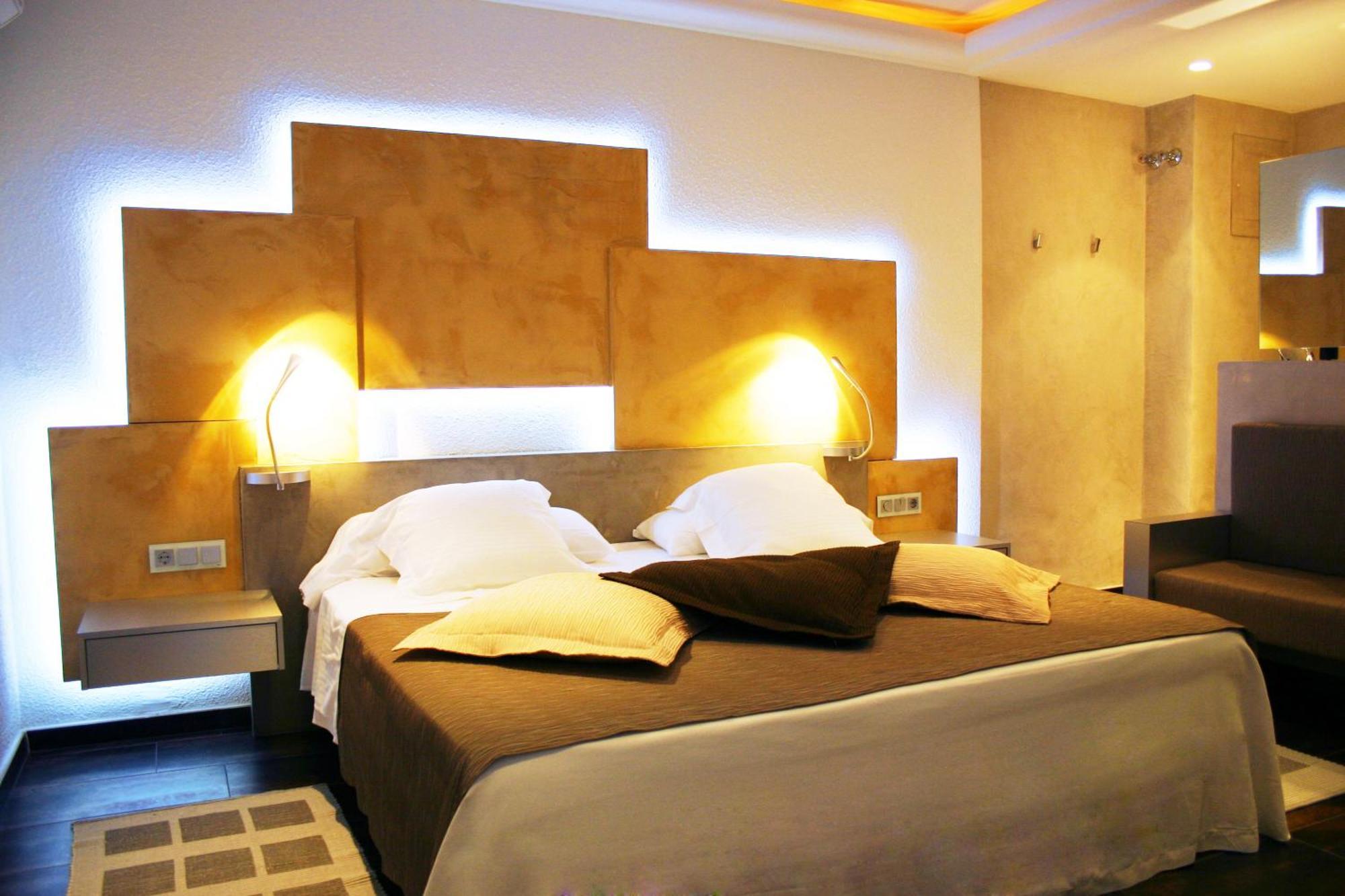Double or Twin Room Sea View