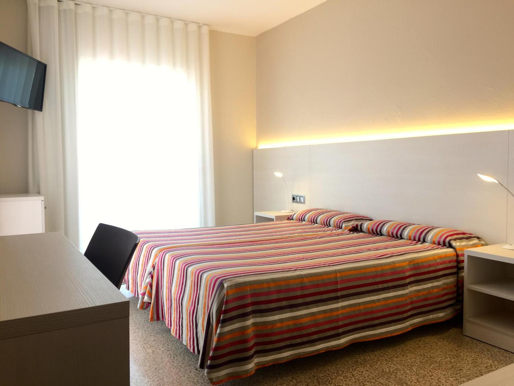 Double or Twin Room,1769525310:JPEG
