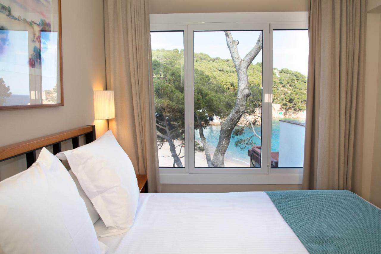 Double Room with Sea View,1555527649:JPEG