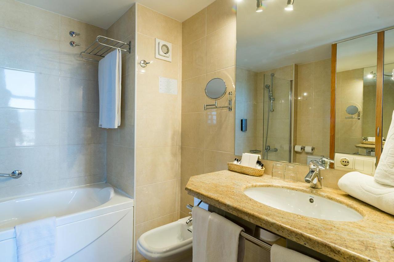 duplex studio with hot tub