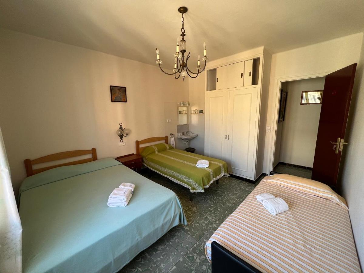Quadruple Room,1389865691:JPEG