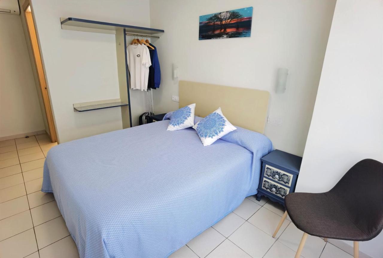 Double or Twin Room Private Bathroom