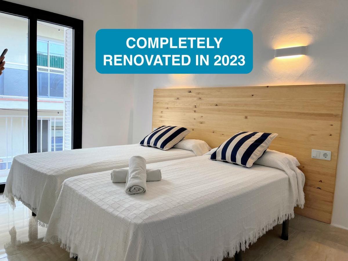 Zweibettzimmer mit Balkon