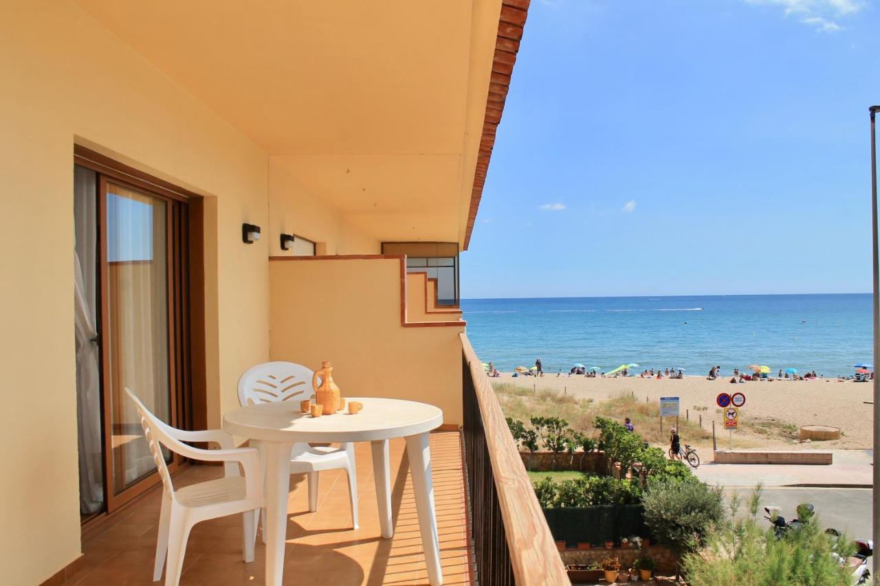Three-Bedroom Apartment,1414308728:JPEG