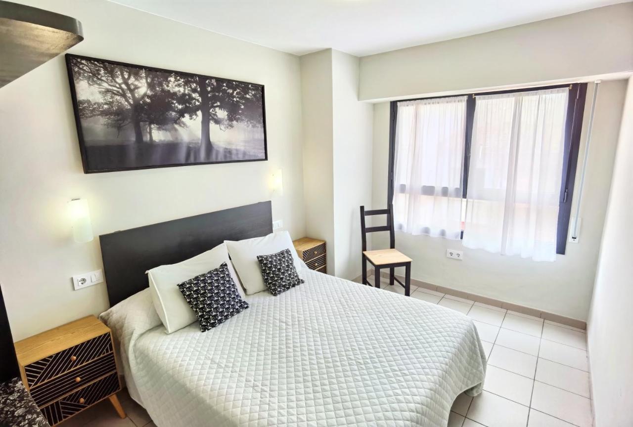 Double or Twin Room Private Bathroom