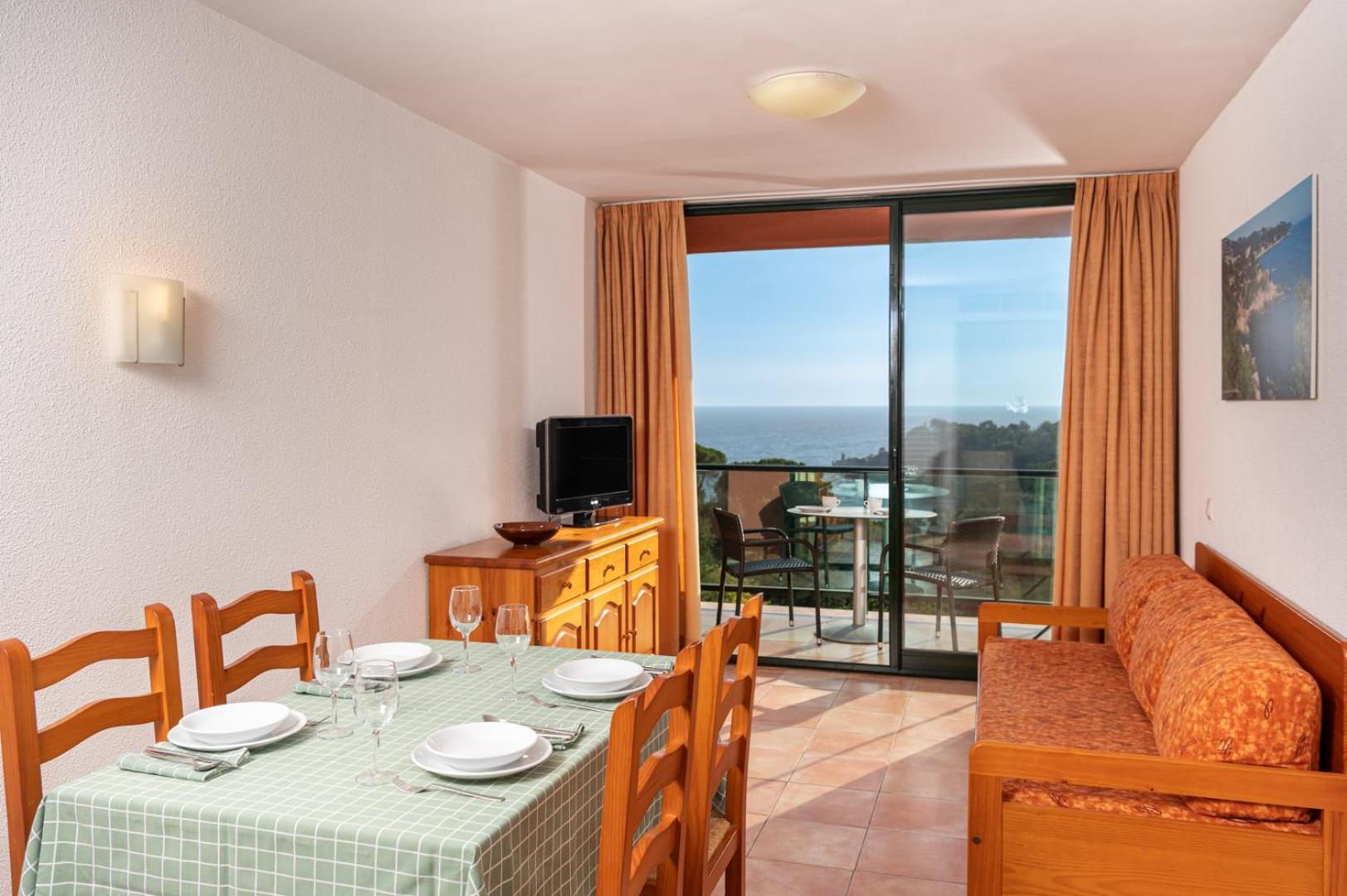 One-Bedroom Apartment 2