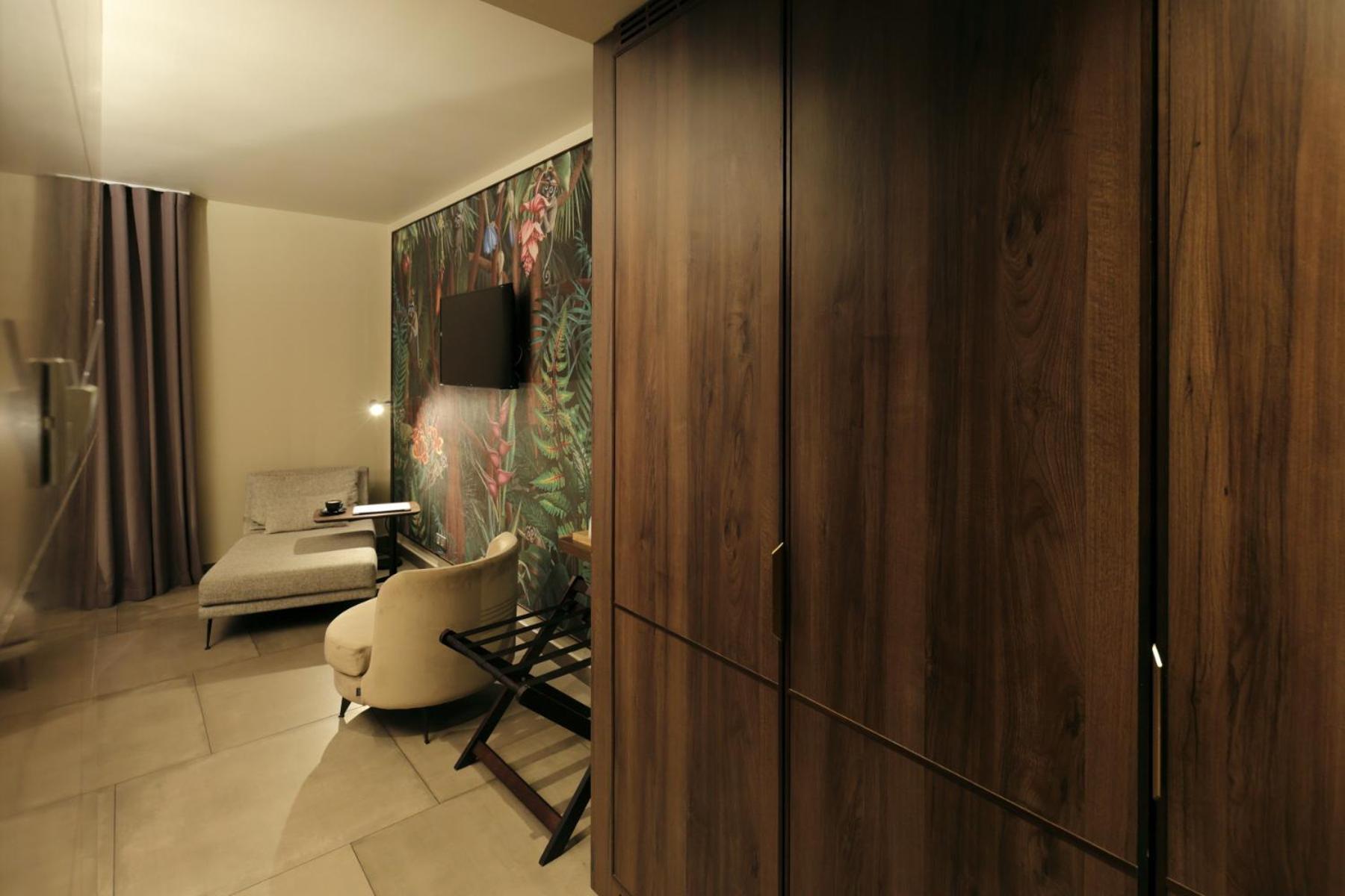 Superior Queen Room
