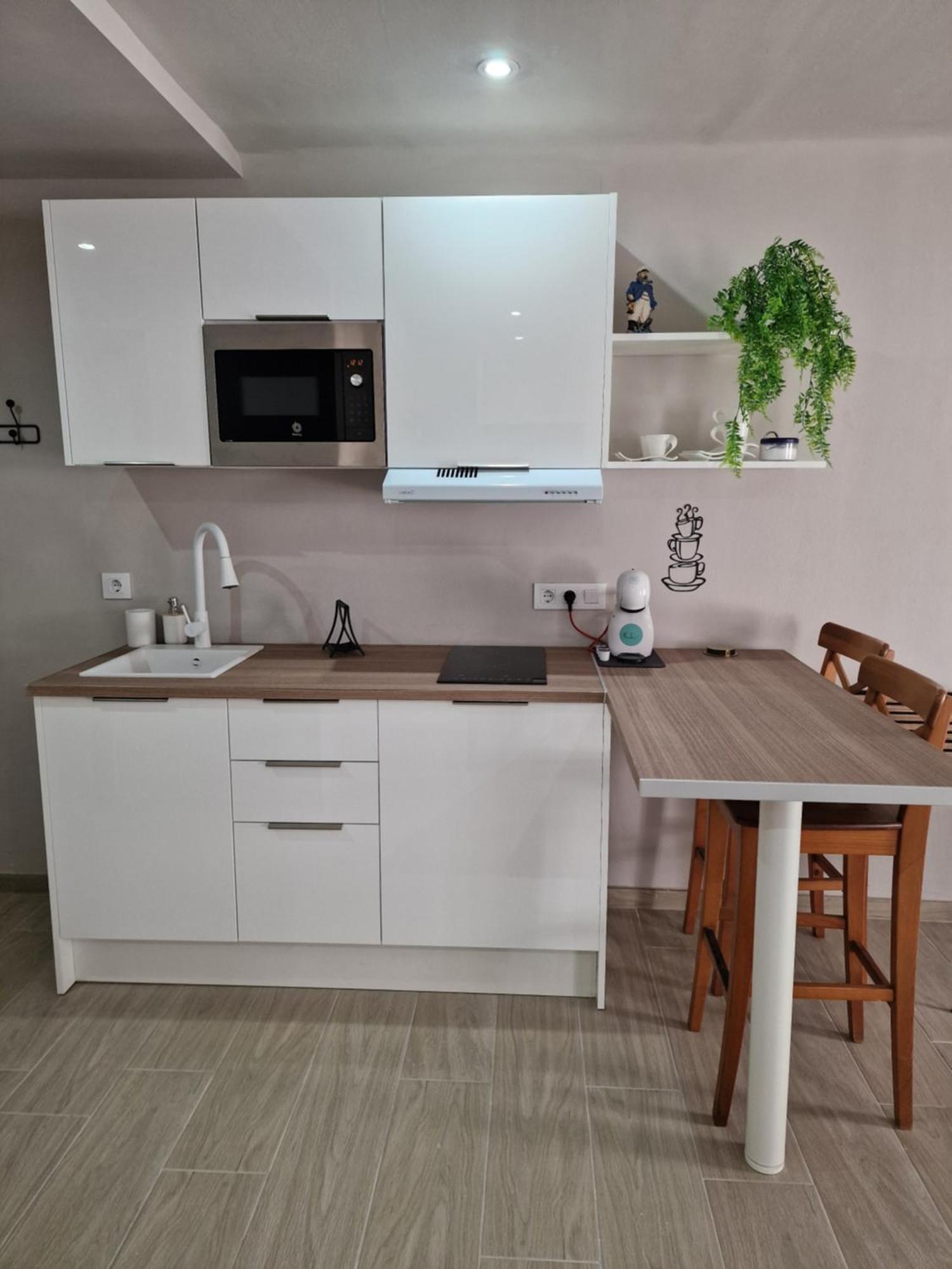 Studio Apartment
