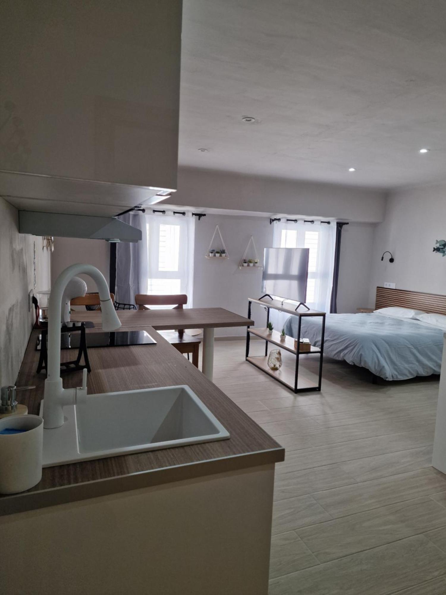 Studio Apartment