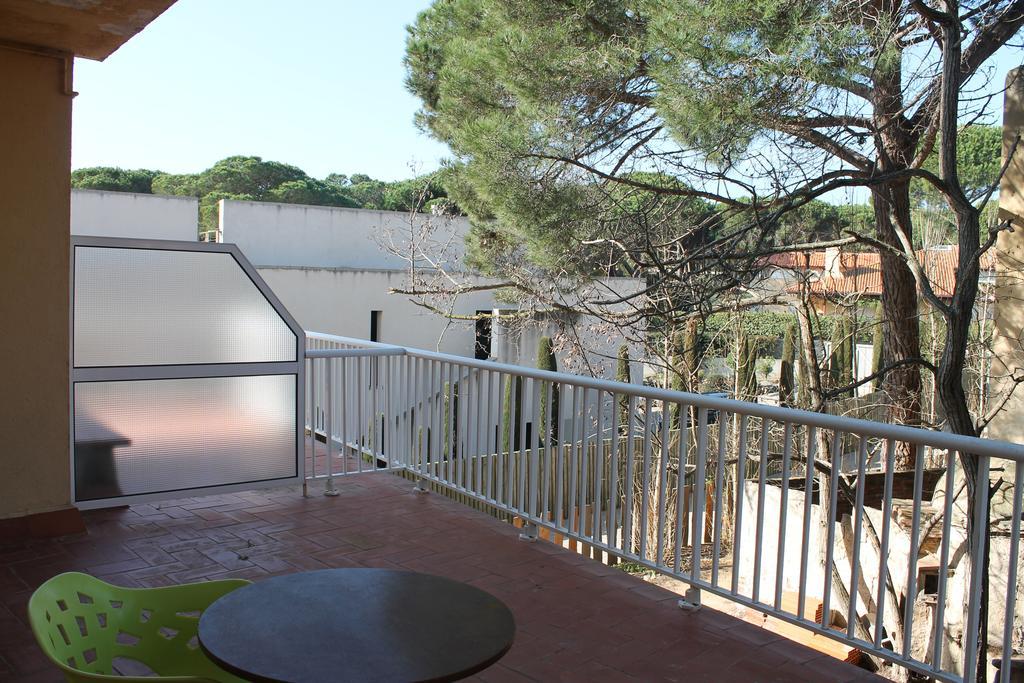 Family Room Terrace,157824435:JPEG