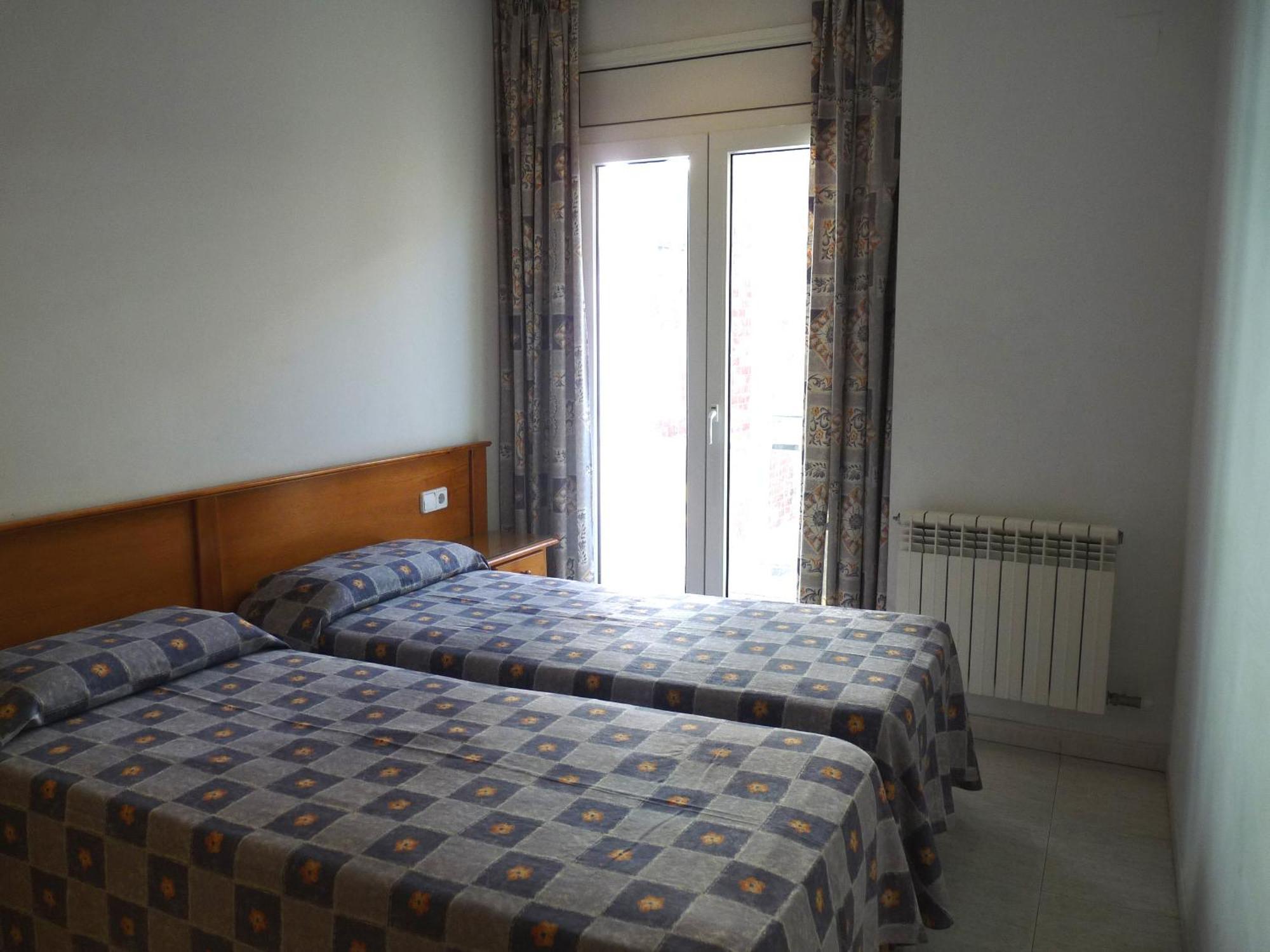 Two-Bedroom Apartment Side Sea View