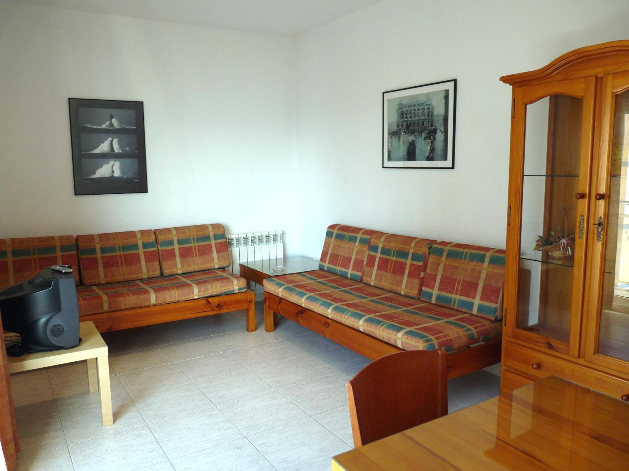 Two-Bedroom Apartment Side Sea View