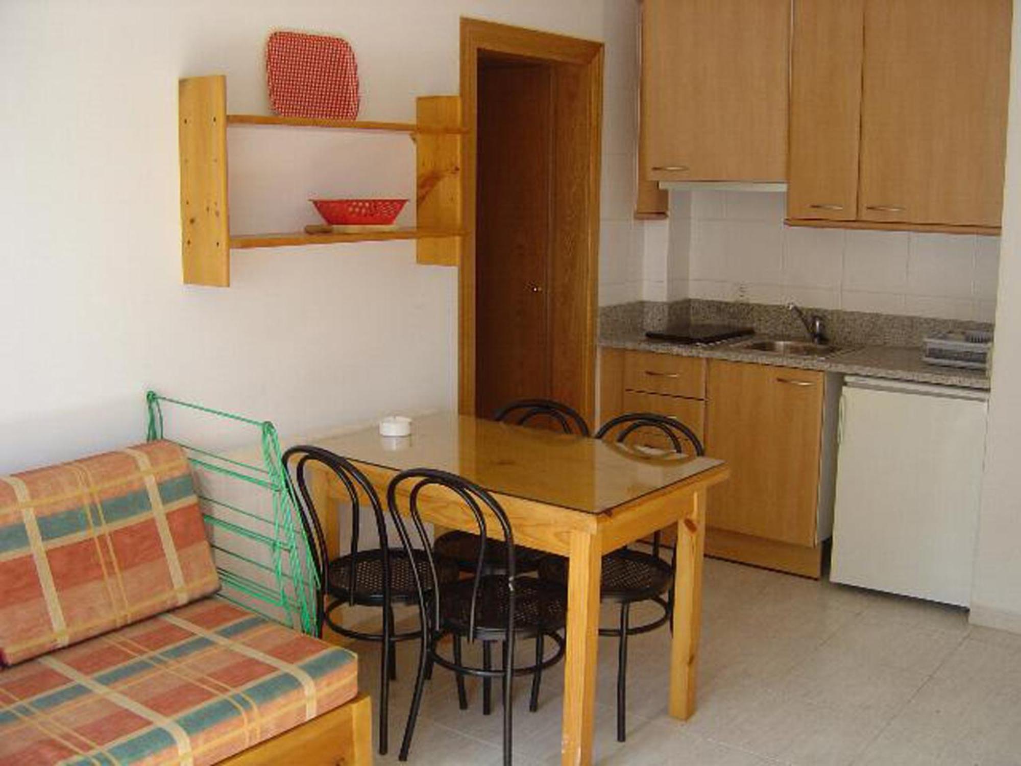 One-Bedroom Apartment Side Sea View