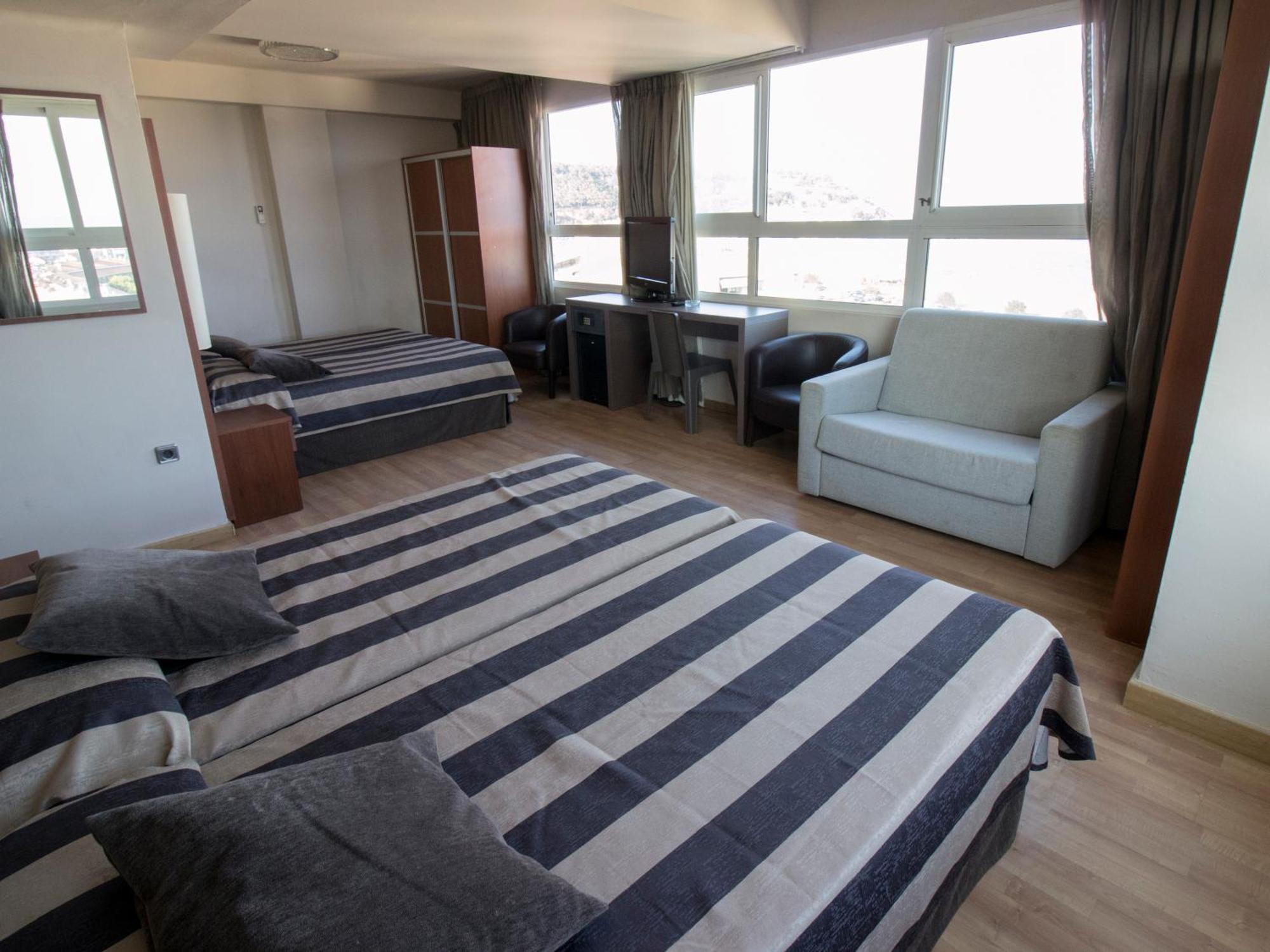 Family Room no Terrace