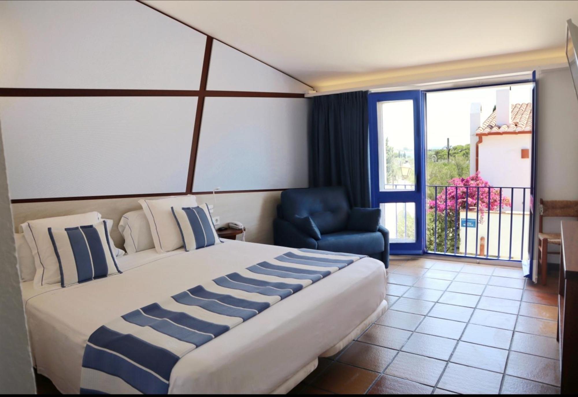 Deluxe Double Room Bath