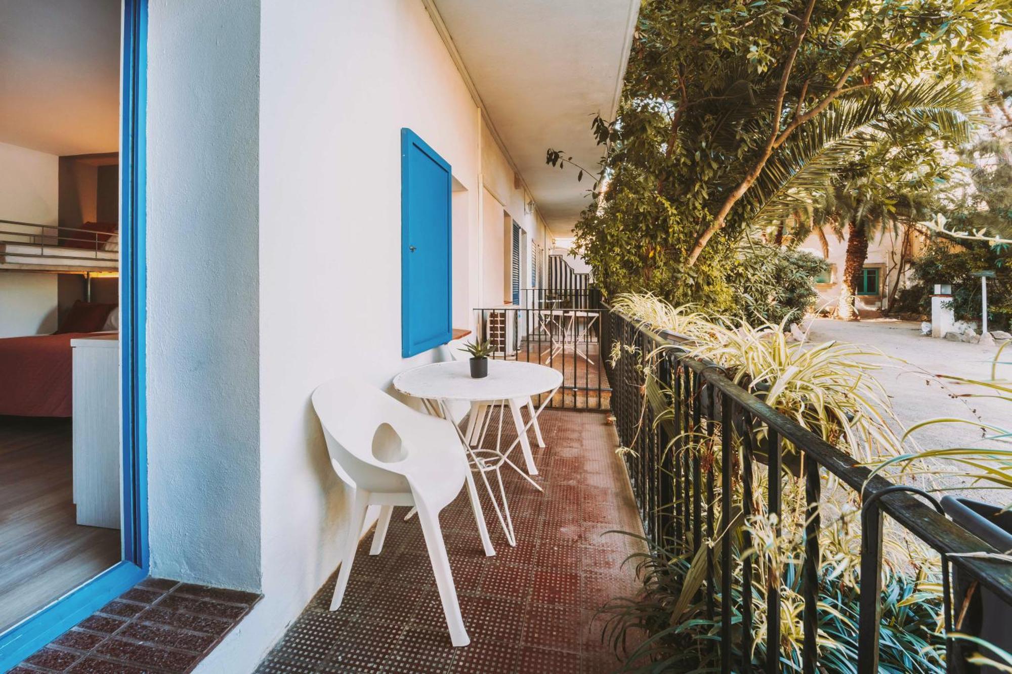 Family Two-Bedroom Suite Terrace