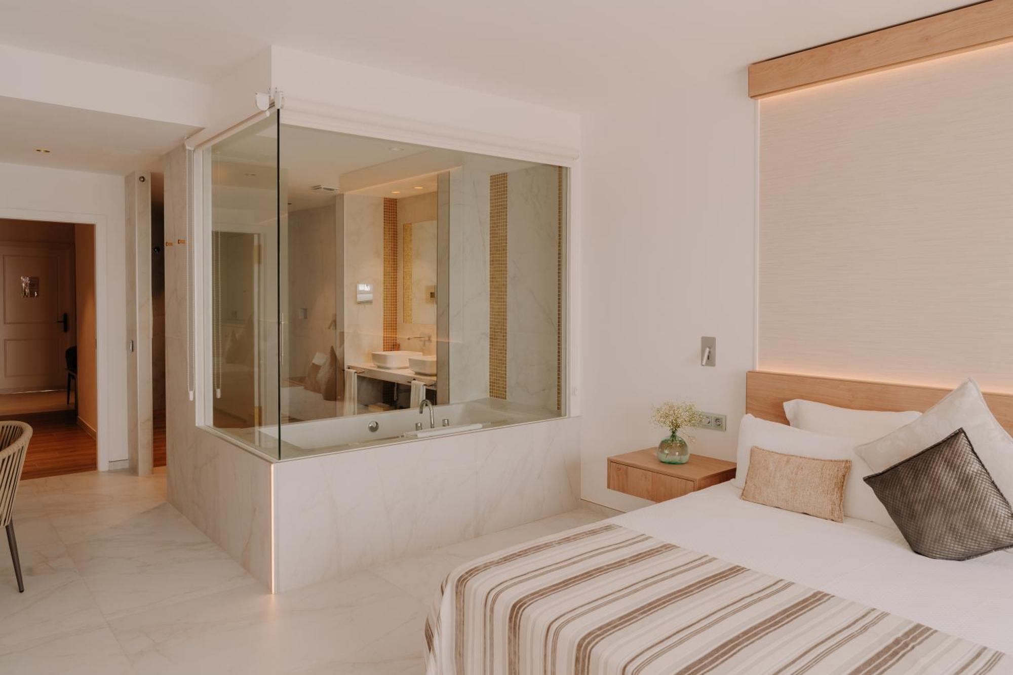 Family Superior Junior Suite