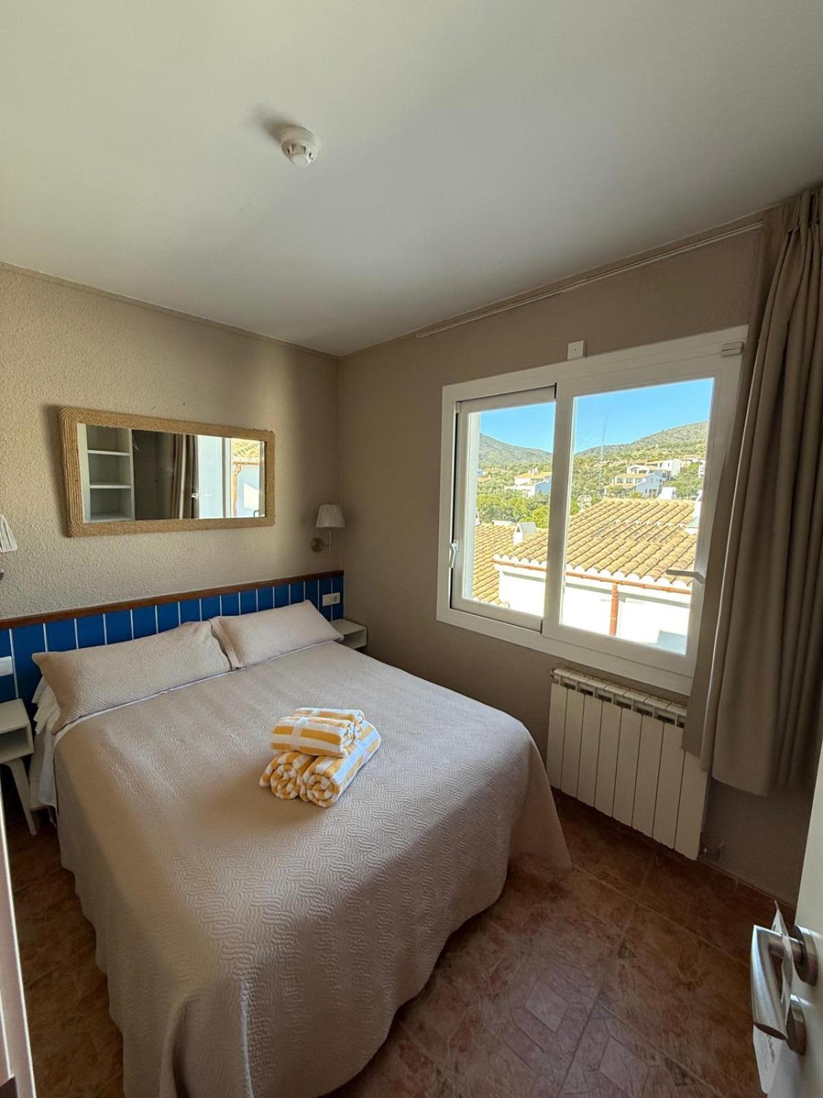 Double Room Private Bathroom
