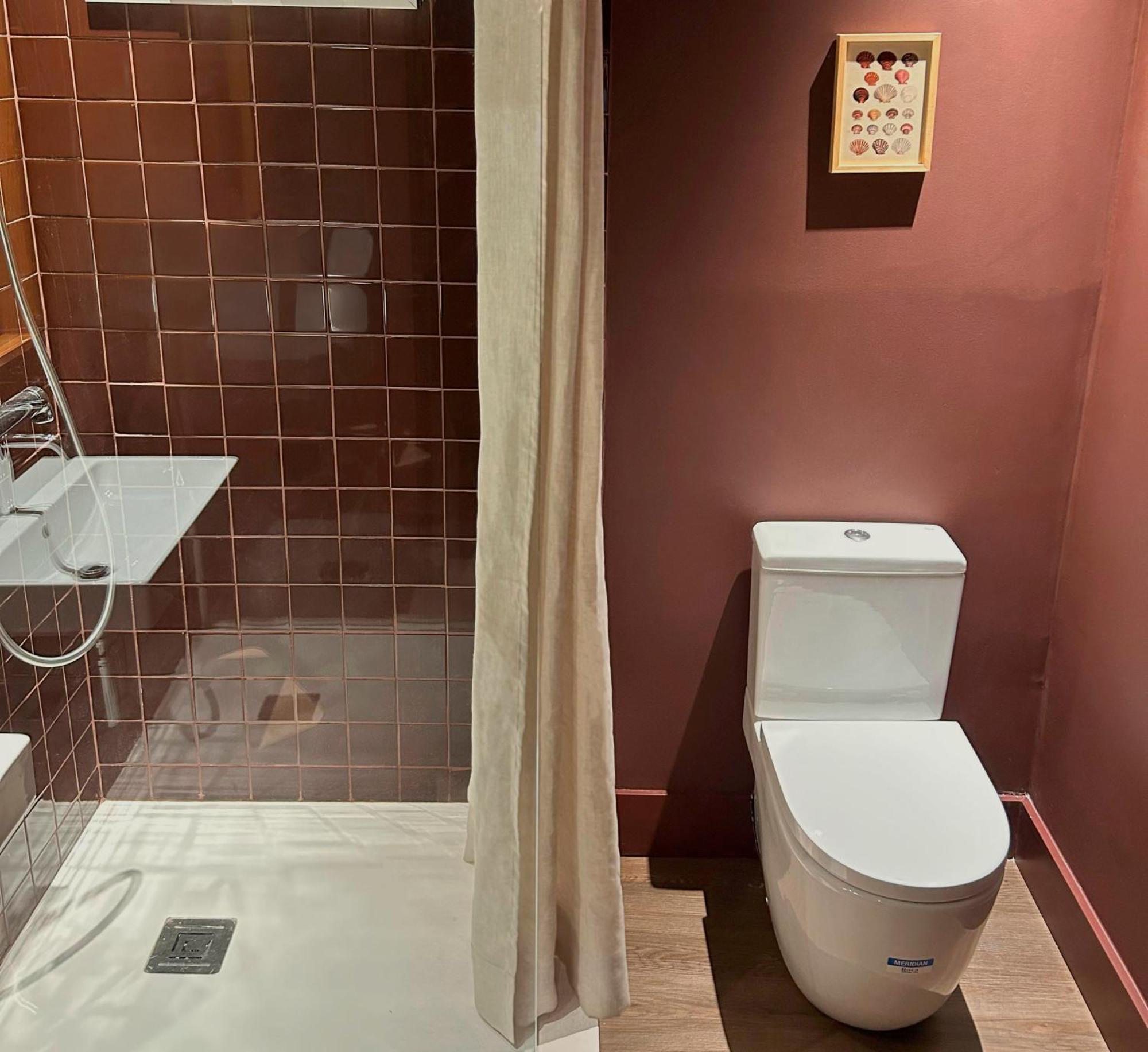 Triple Room,1717021276:JPEG