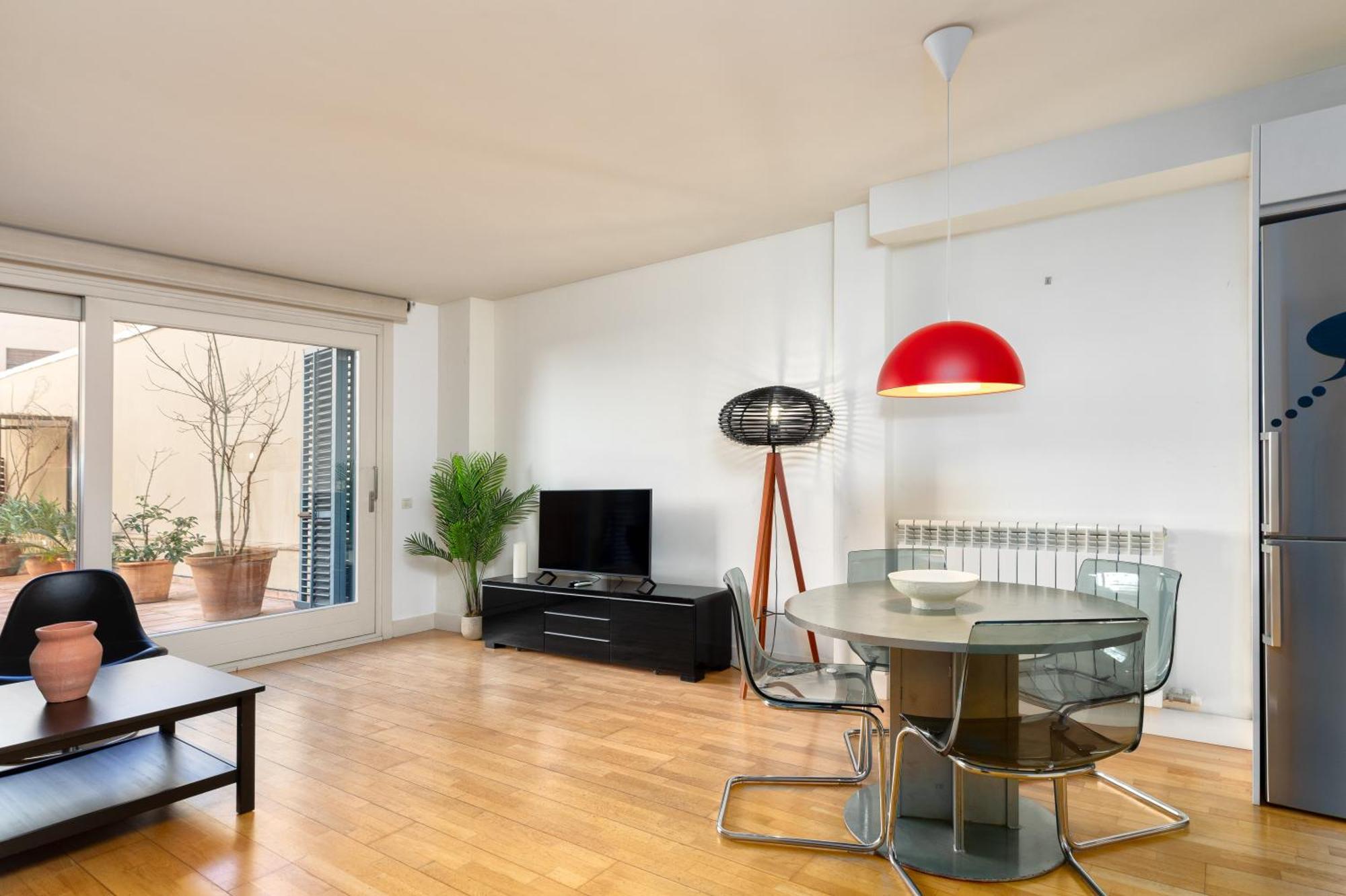 Apartment mit Terrasse