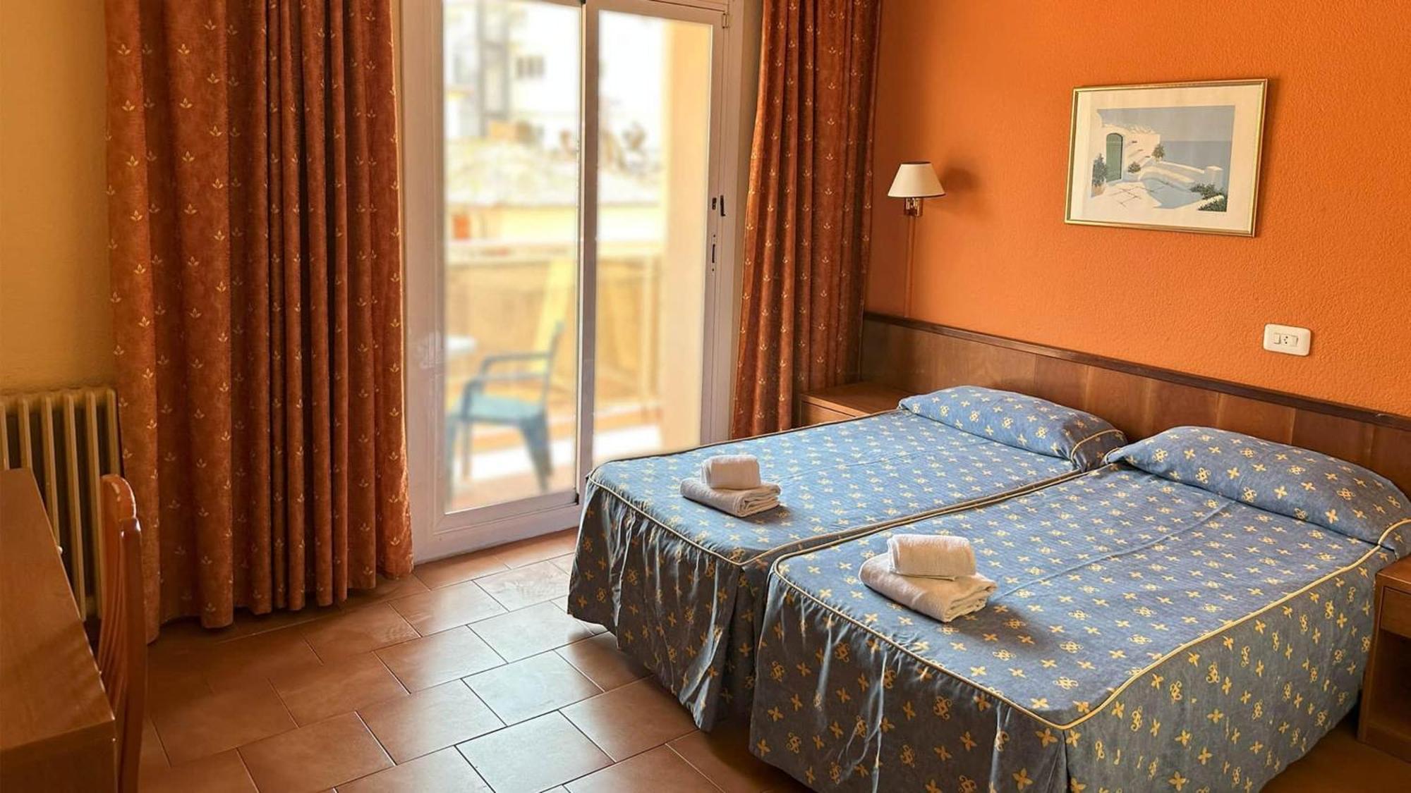 Double Room,1758523744:JPEG