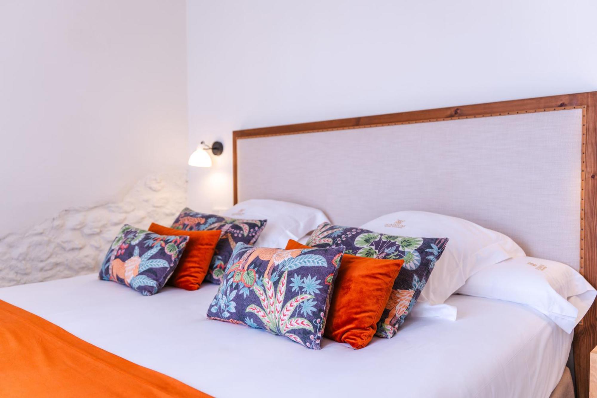 Double or Twin Room Terrace