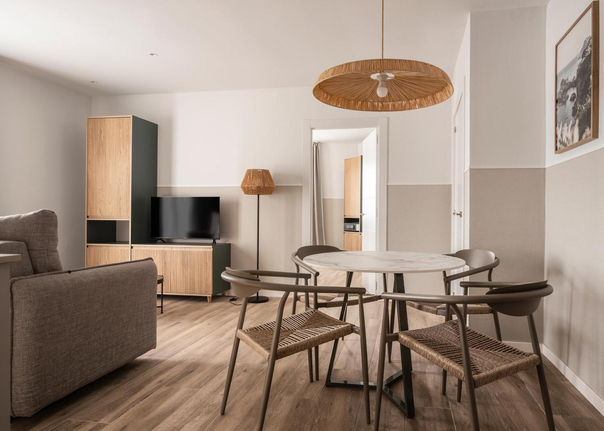 One-Bedroom Premium Apartment Terrace Ocean View