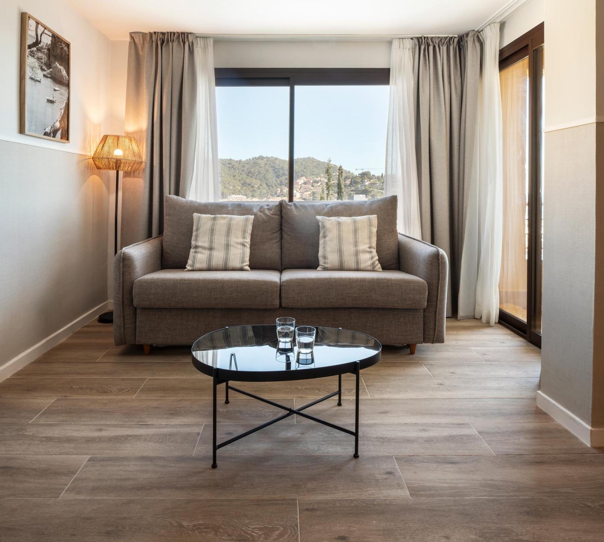 One-Bedroom Apartment Sea View Terrace