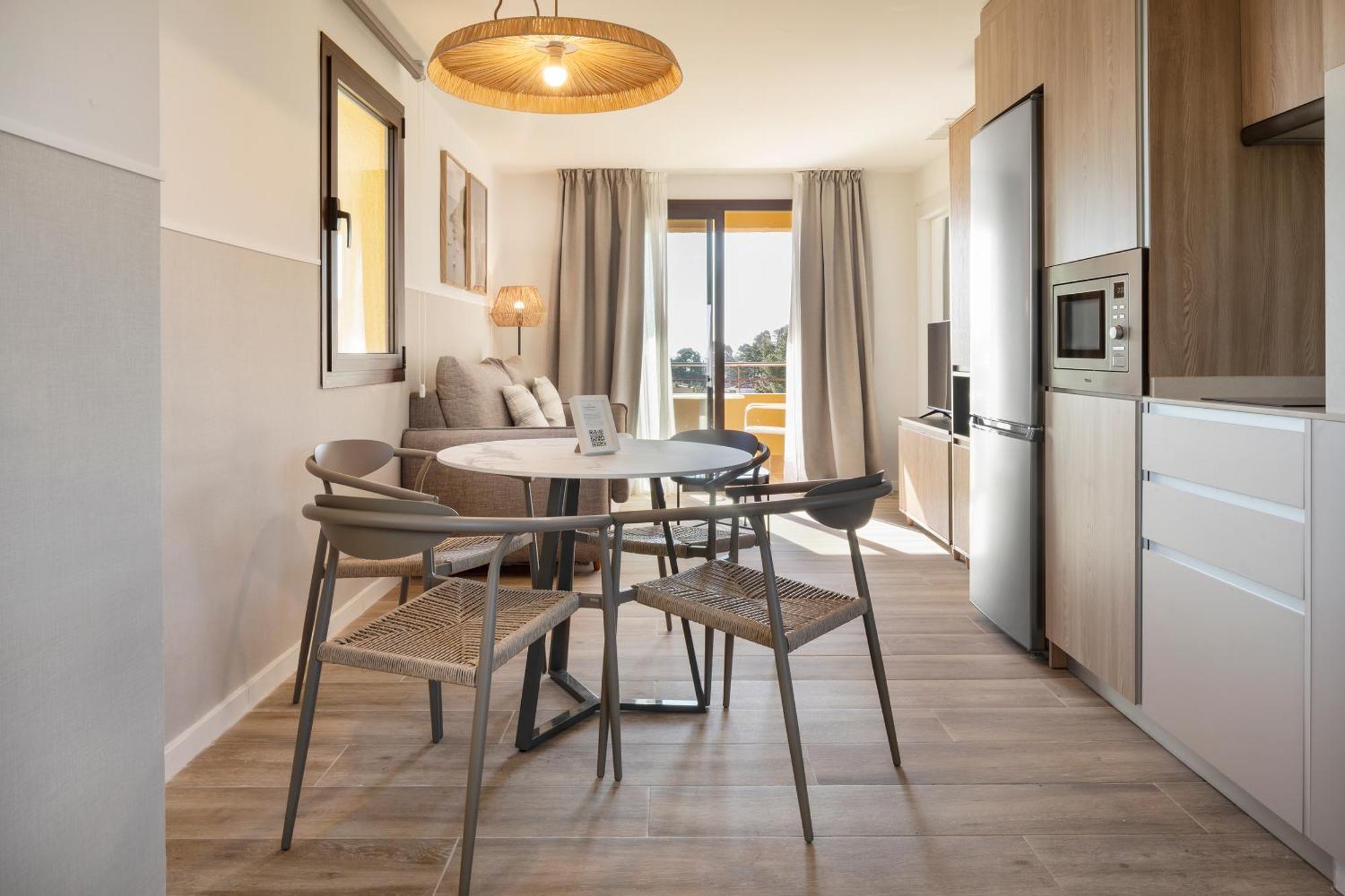 One-Bedroom Apartment Sea View Terrace