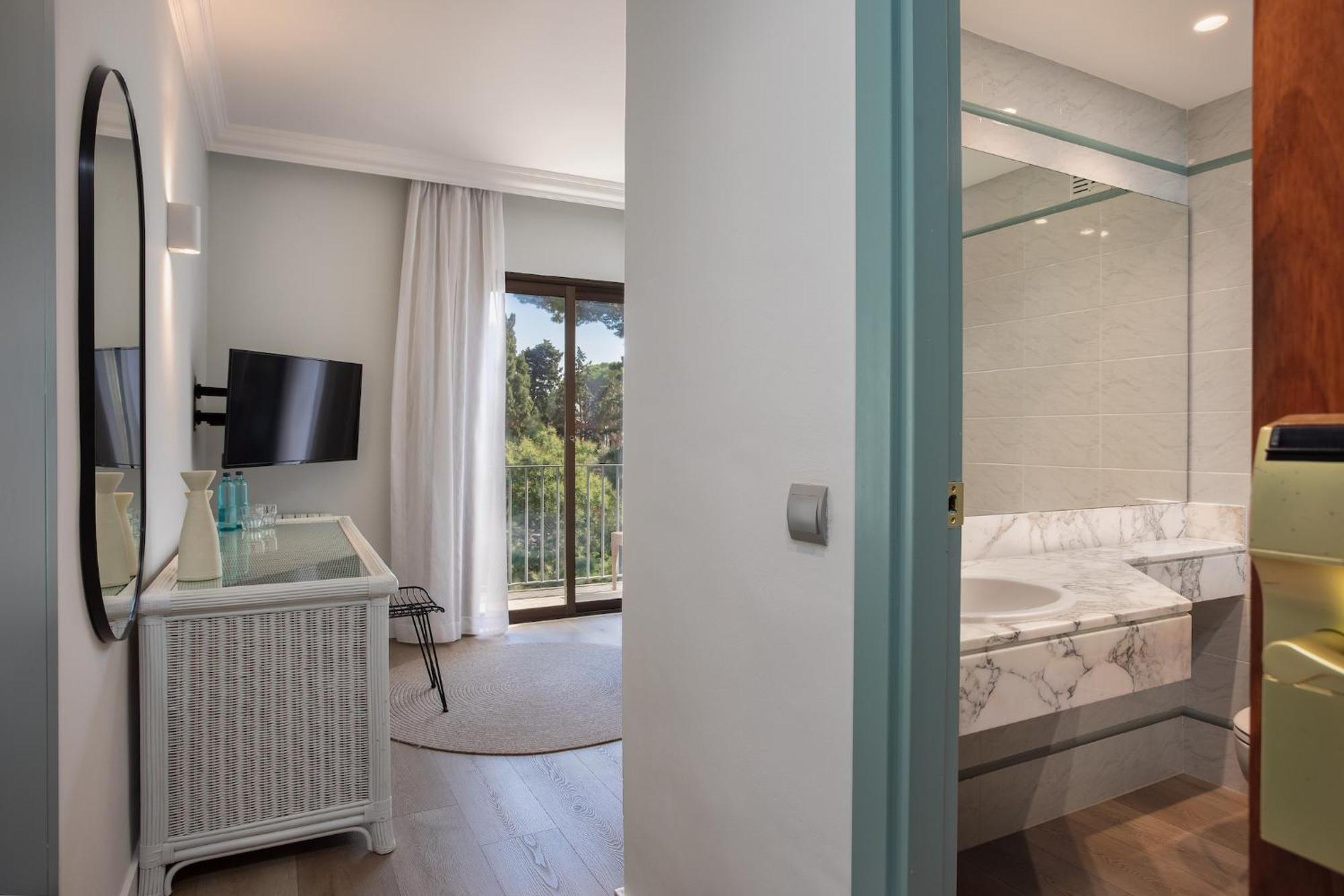 Comfort Quadruple Room