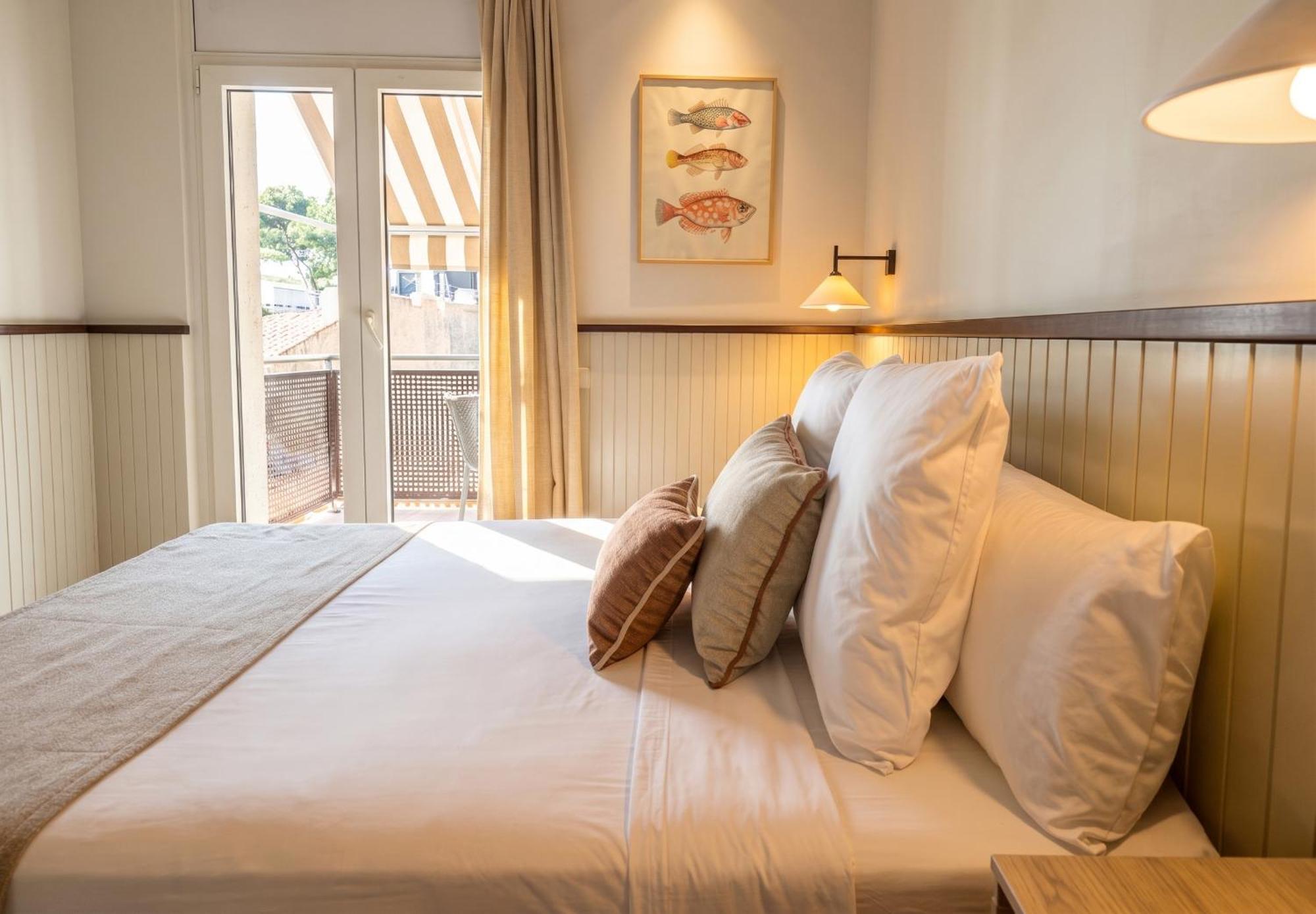 Double or Twin Room Balcony