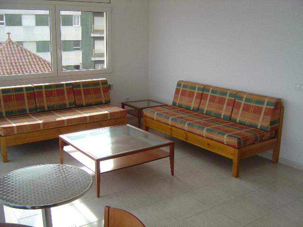 Two-Bedroom Apartment Sea View