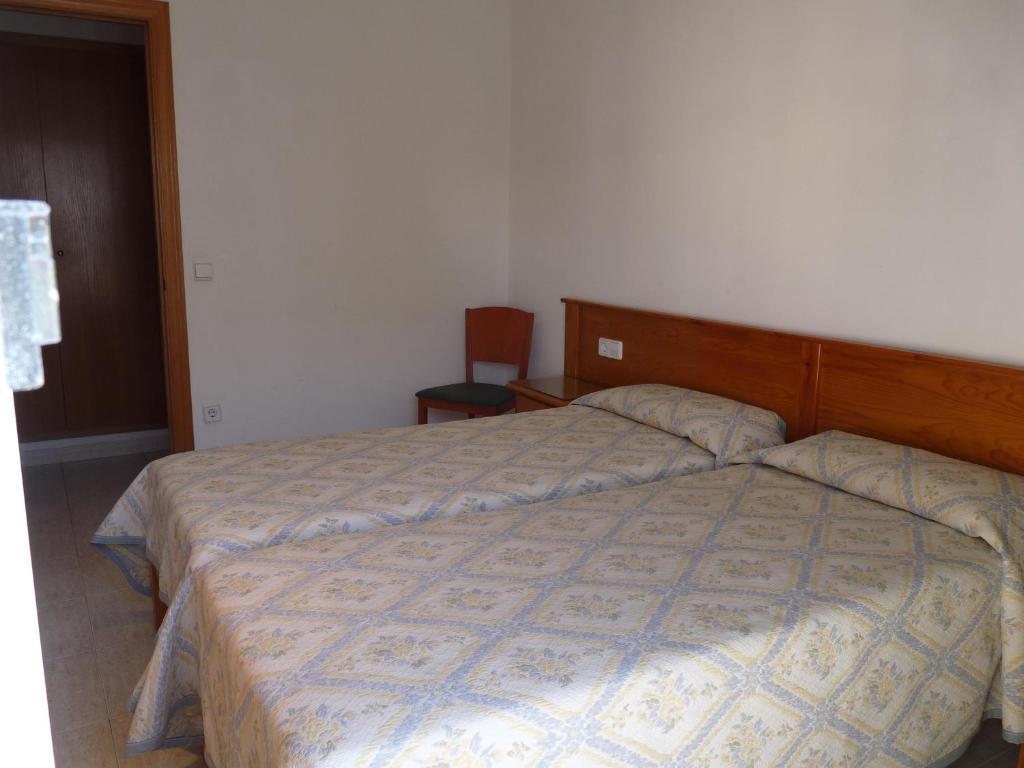 Two-Bedroom Apartment Sea View