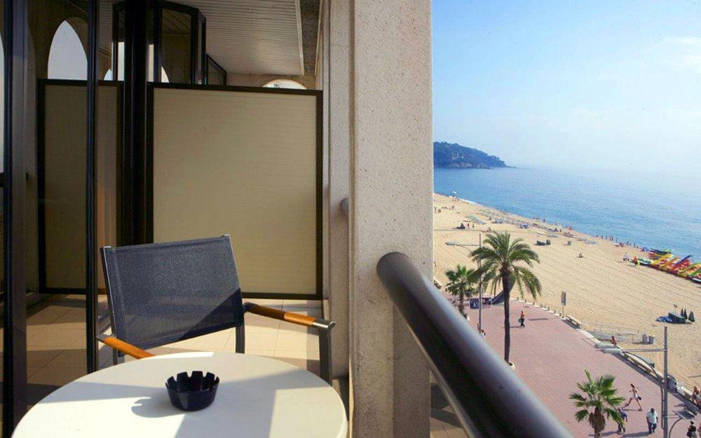 Family One-Bedroom Apartment Sea View