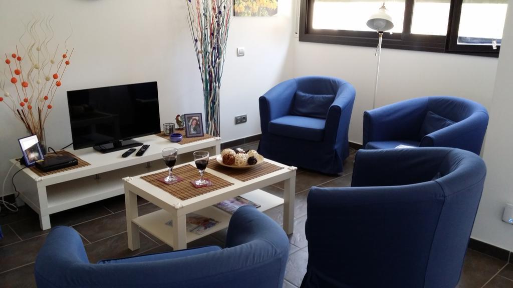 Three-Bedroom Apartment Balcony,382805083:JPEG