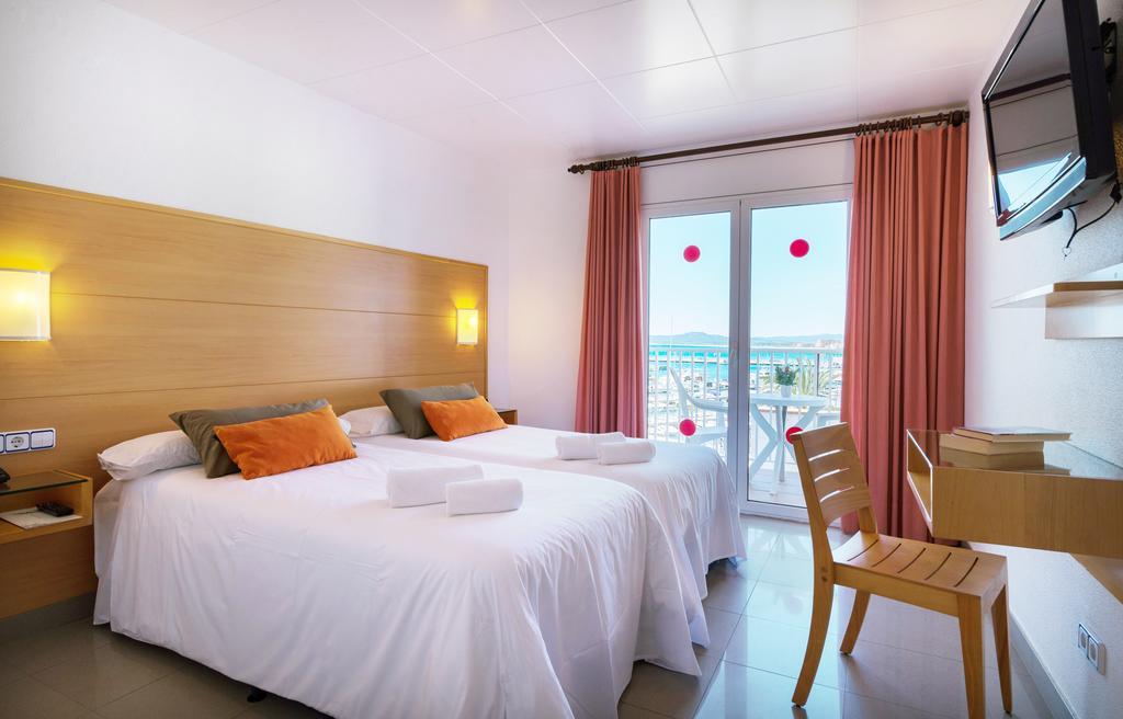 Double or Twin Room Sea View,402889008:JPEG