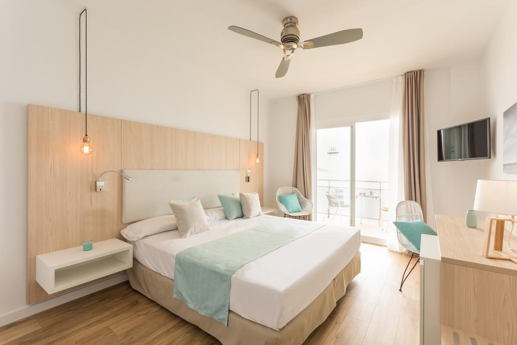 Double Room,423757575:JPEG