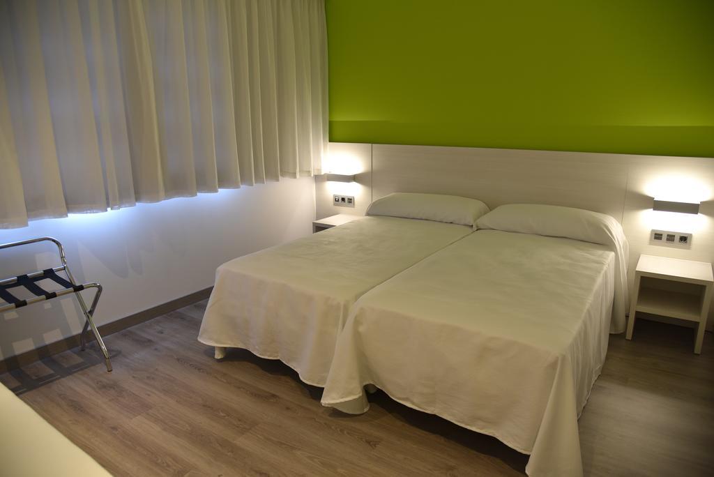 Standard Dreibettzimmer