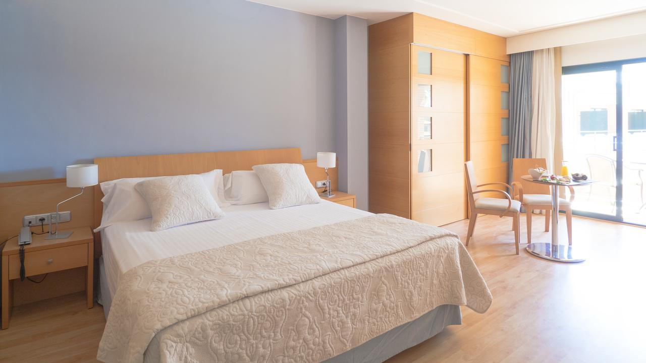 Double or Twin Room,644562252:JPEG