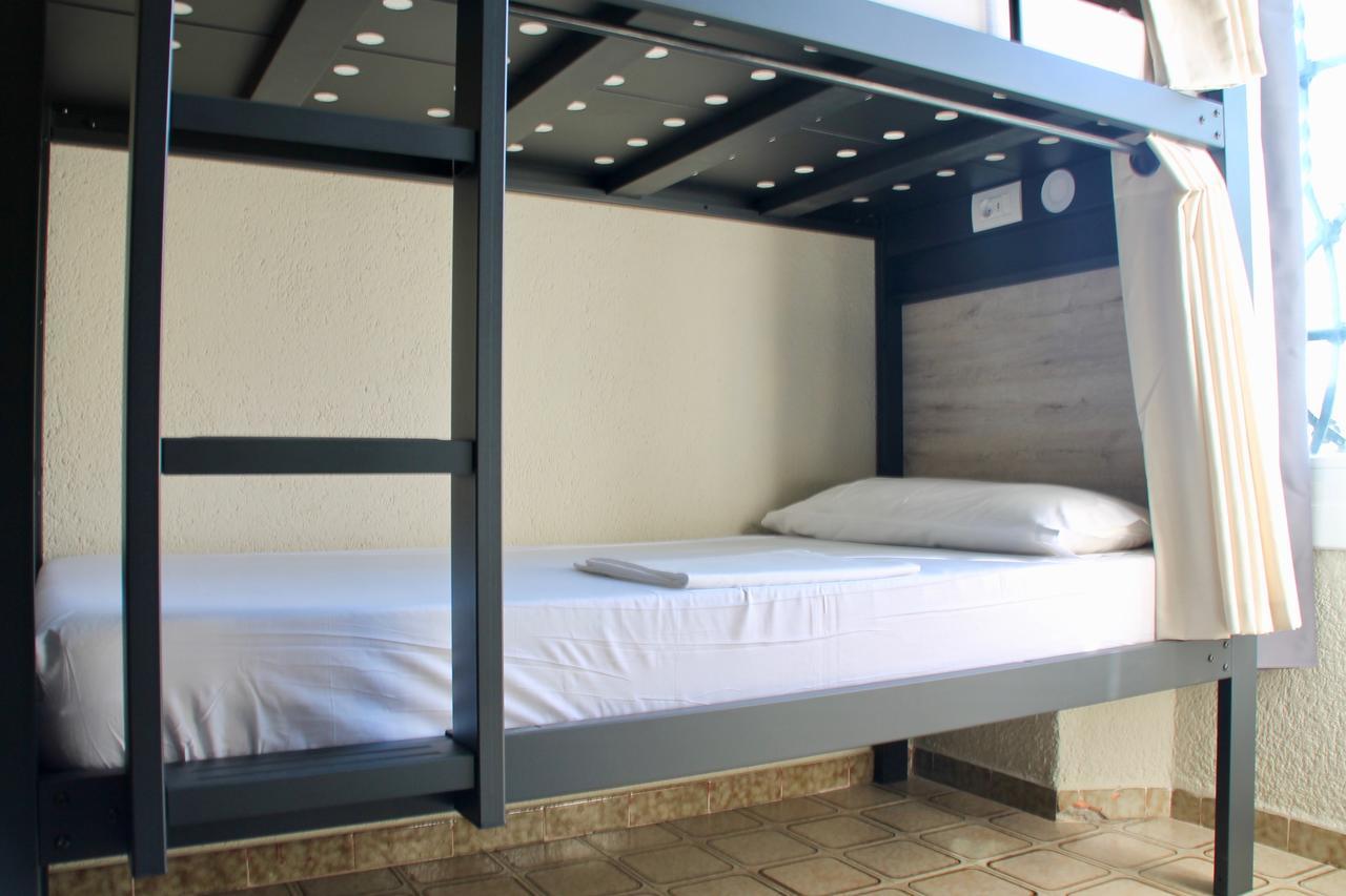 Single Bed Dormitory Room