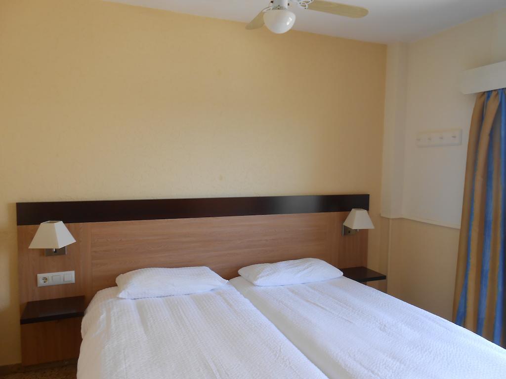 Double or Twin Room,67267463:JPEG
