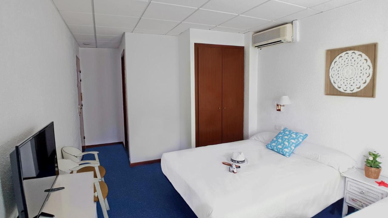 Triple Room with Terrace