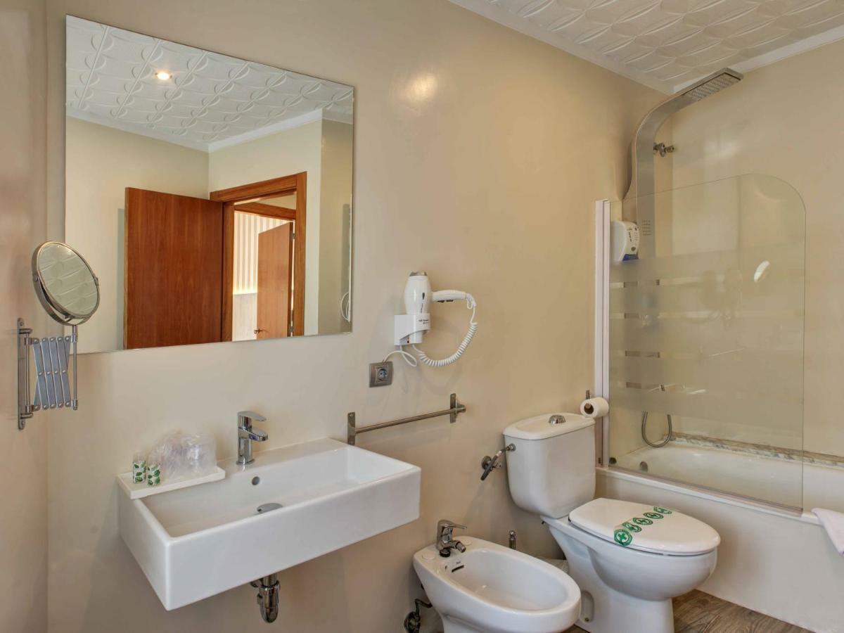 Quadruple Room,817889573:JPEG