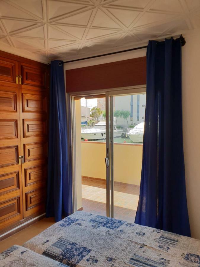 One-Bedroom Apartment,862924214:JPEG