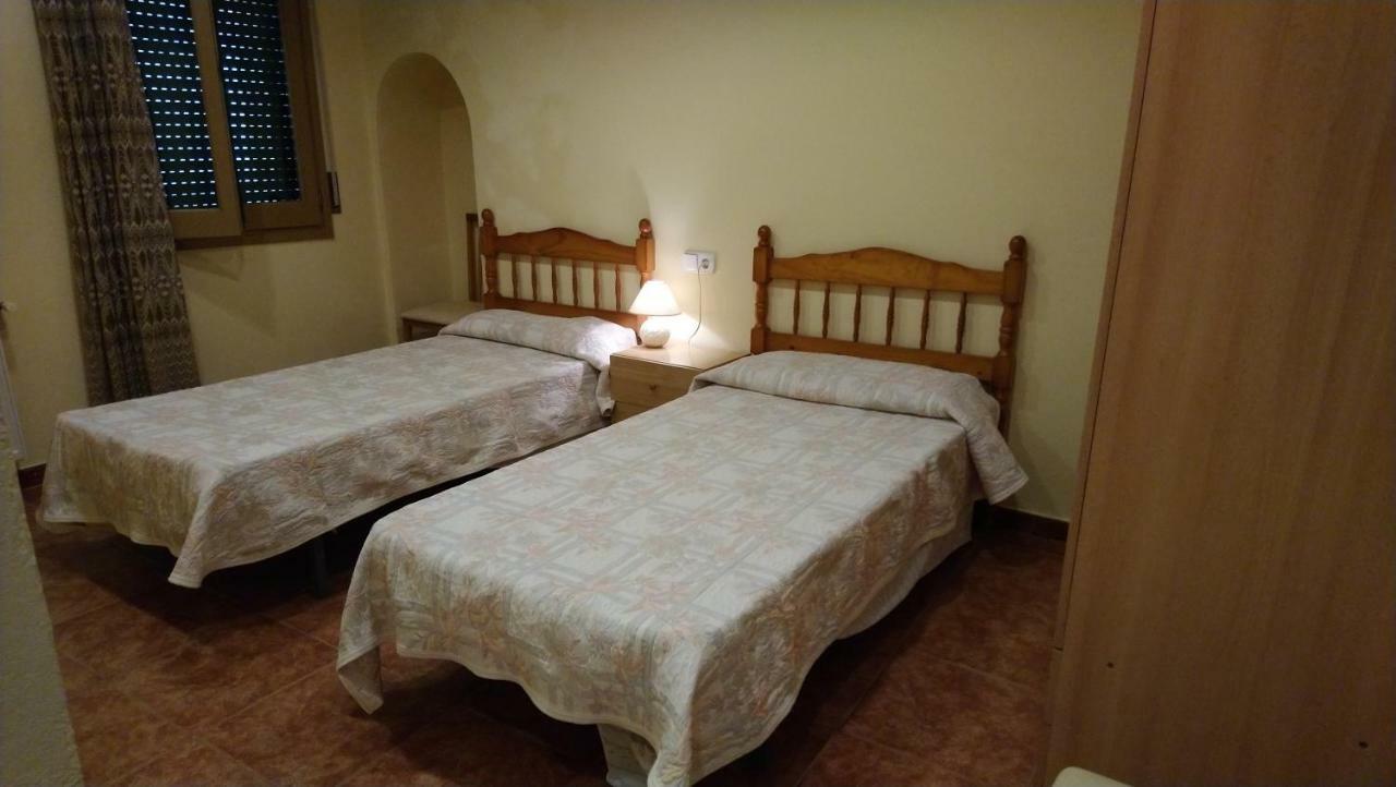 Twin Room,1666740937:JPEG