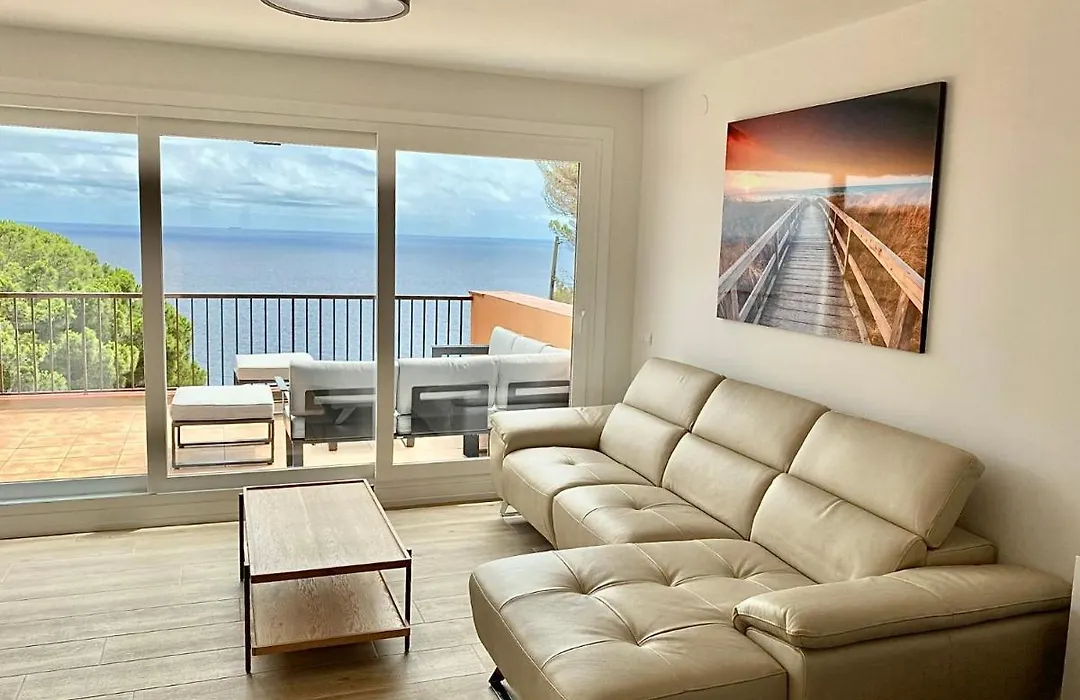 El Mirador De Llafranch Al Lado Del Mar-1